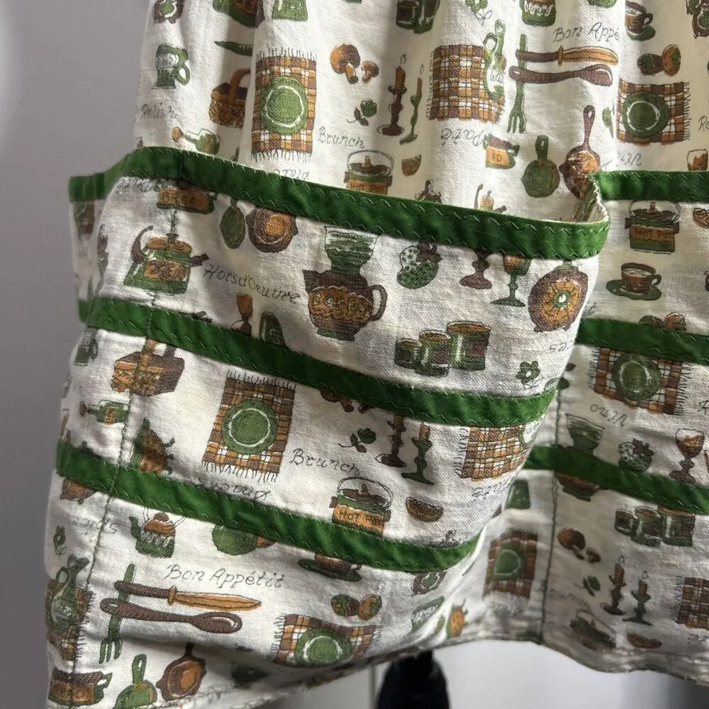 Vintage Retro Half Apron 1970's w/ Kitchen Theme Mushrooms Green Brown Handmade